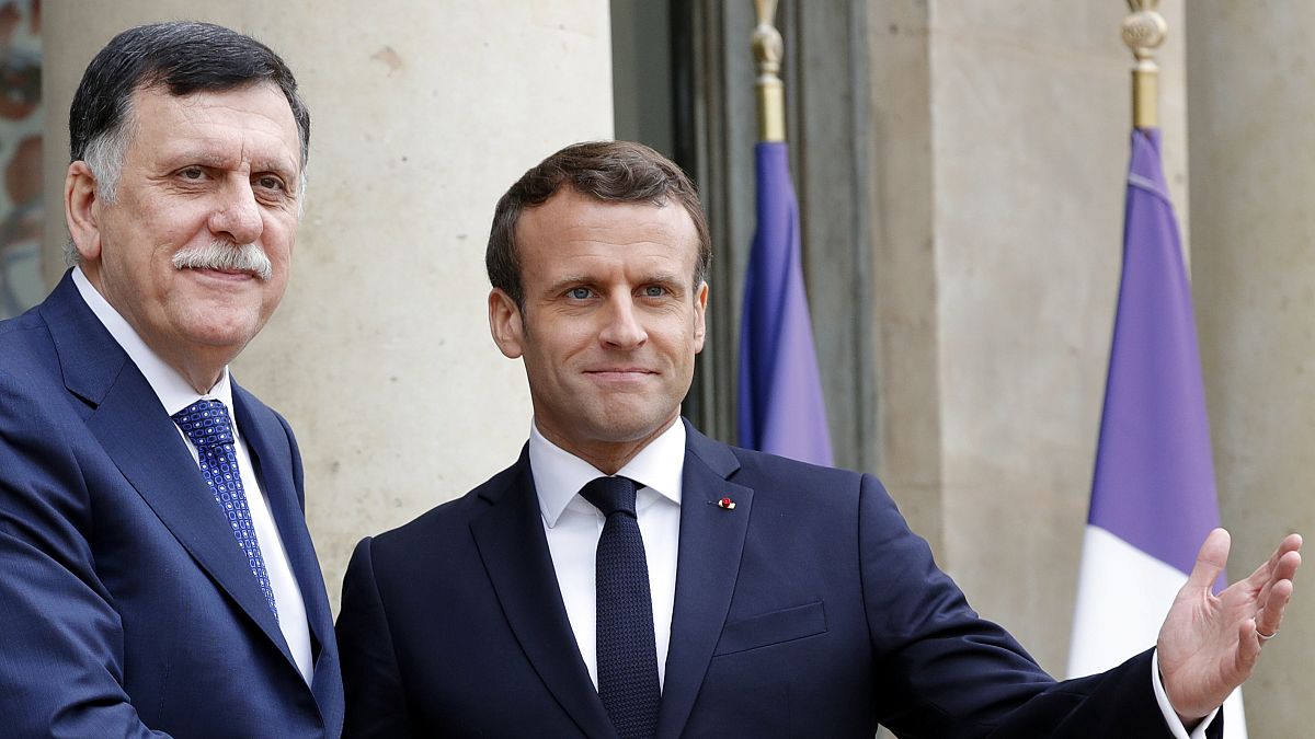 Macron con al-Serraj