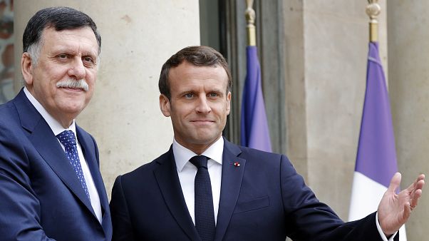 Macron con al-Serraj Macron con al-Serraj