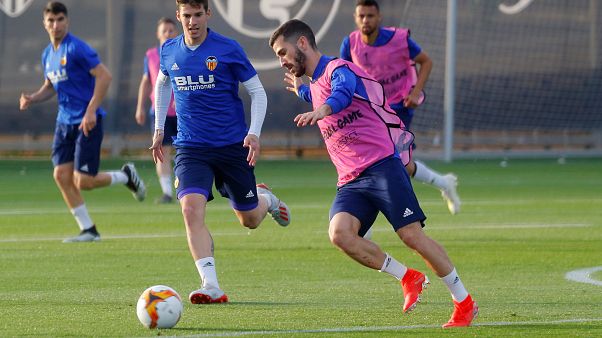 El Valencia se aferra a Mestalla para remontar ante el Arsenal El Valencia se aferra a Mestalla para remontar ante el Arsenal