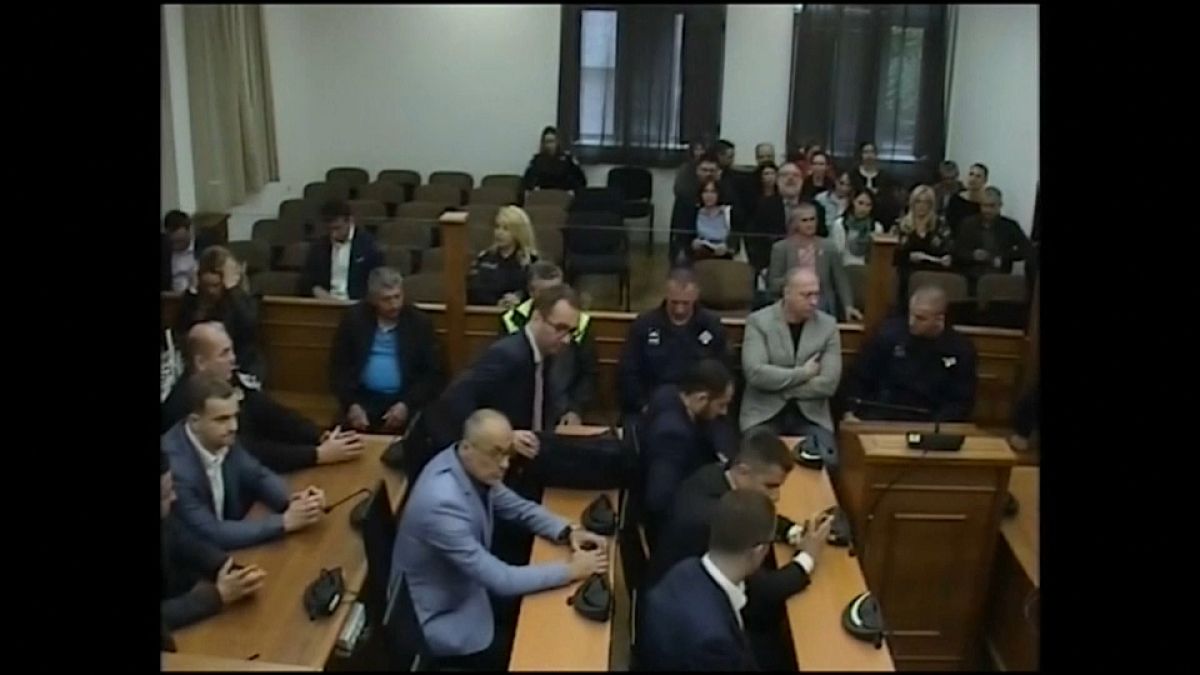 الجبل الأسود: إدانة 14 شخصاً بتهم تتعلق بمحاولة الإطاحة بالحكم لصالح روسيا