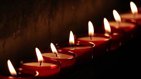 Spanier tötet Ex-Frau, deren Mutter und Schwester und fährt nach der Tat nach Hause Spanier tötet Ex-Frau, deren Mutter und Schwester und fährt nach der Tat nach Hause