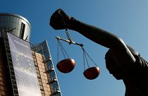 Türkiye'de tutuklu hakim ve savcı yakınlarının mektupları 12 dile çevrildi