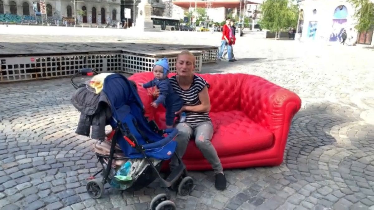 مبل قرمز یورونیوز در رومانی؛ از مشکل مهاجرت تا «سیلیکون ولی» اروپا