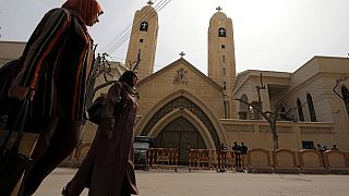 Mısır'da Kıpti rahipten kadınlara teşhir uyarısı: Açık saçık kıyafetlerle gelmeyin