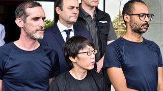 Les otages français présentent leurs condoléances aux familles des militaires