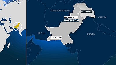 Боевики напали на отель в Пакистане 