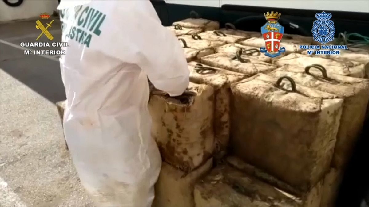 Police in Spain seize 2.7 tonnes of hashish