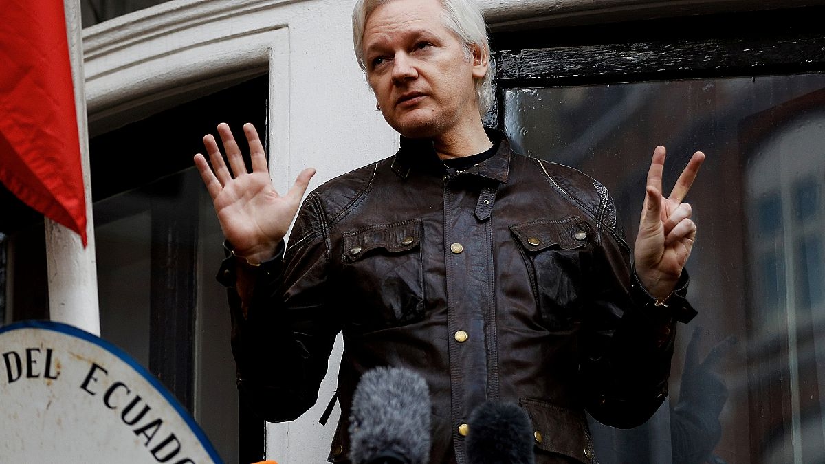 Vergewaltigungsvorwürfe: Schweden nimmt Untersuchung gegen Assange wieder auf