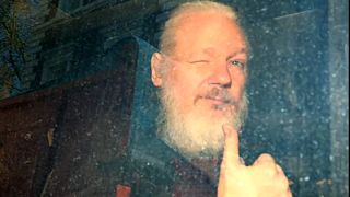 Assange: Svédország újranyitja a nemi erőszak vádja miatt indult eljárást