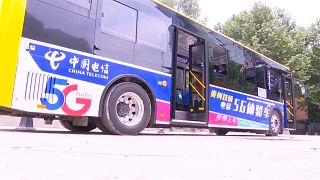 شاهد: خدمات عالية التقنية على متن حافلات الـ5g في الصين