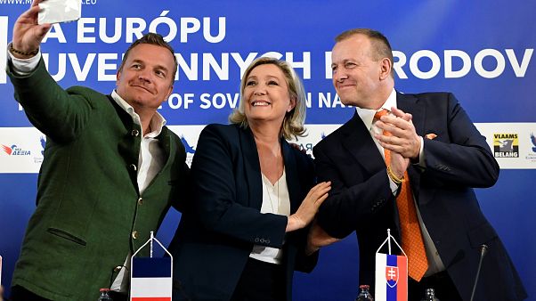 Marine Le Pen aux côtés de Boris Kollar, leader du parti 'Sme Rodina' Marine Le Pen aux côtés de Boris Kollar, leader du parti 'Sme Rodina'
