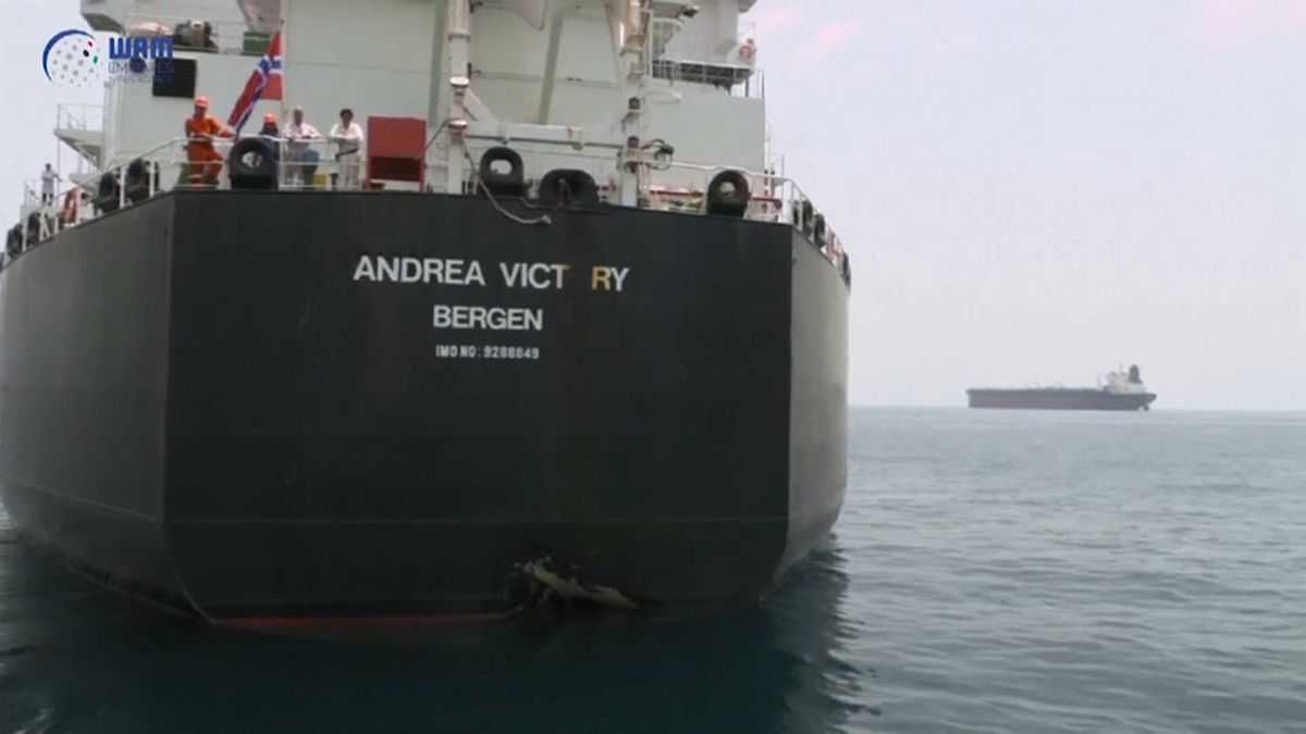 شاهد: حجم الضرر الذي أصاب السفن السعودية بمياه الإمارات