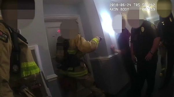 شاهد: تبادل لإطلاق النار بين الشرطة ومسلح في سان دييغو شاهد: تبادل لإطلاق النار بين الشرطة ومسلح في سان دييغو