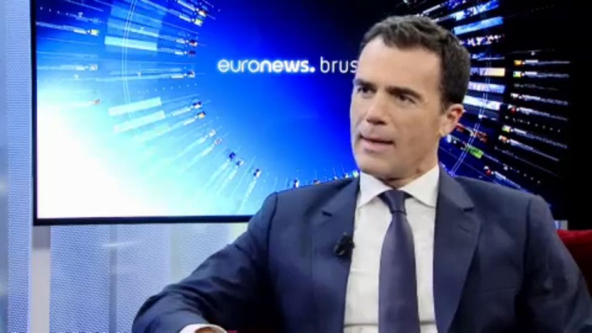 O italiano Sandro Gozi concorre a eurodeputado por uma lista em França