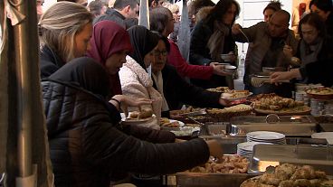 Brüksel'de Yahudi Müzesi'nde iftar yemeği verildi Brüksel'de Yahudi Müzesi'nde iftar yemeği verildi