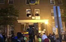 Aktivisták tiltakoznak Venezuela amerikai nagykövetségén