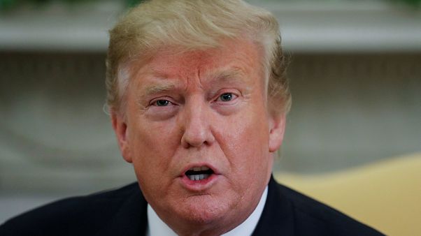Trump classifica guerra comercial com a China de "pequena zanga" Trump classifica guerra comercial com a China de "pequena zanga"
