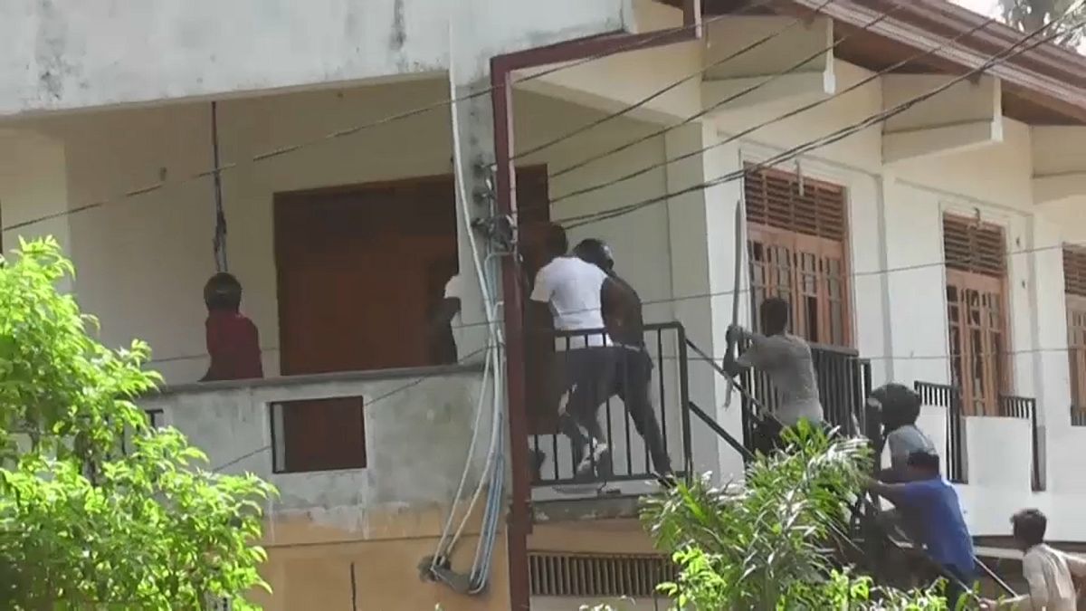 هجوم على أحد منازل المسلمين في سريلانكا