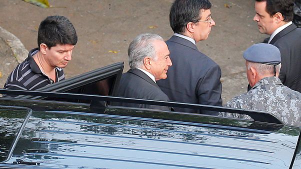 Brasile: l'ex presidente Temer torna in libertà Brasile: l'ex presidente Temer torna in libertà