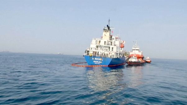 Σε άνοδο το πετρέλαιο μετά τις επιθέσεις κατά τάνκερ Σε άνοδο το πετρέλαιο μετά τις επιθέσεις κατά τάνκερ