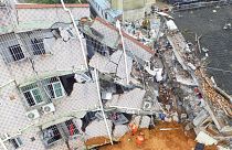 مقتل خمسة أشخاص في انهيار مبنى بالصين