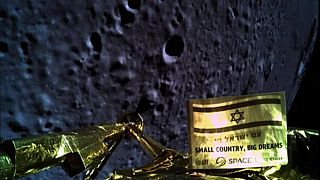 "ناسا" تنشر صورا لموقع تحطم مركبة إسرائيلية على سطح القمر