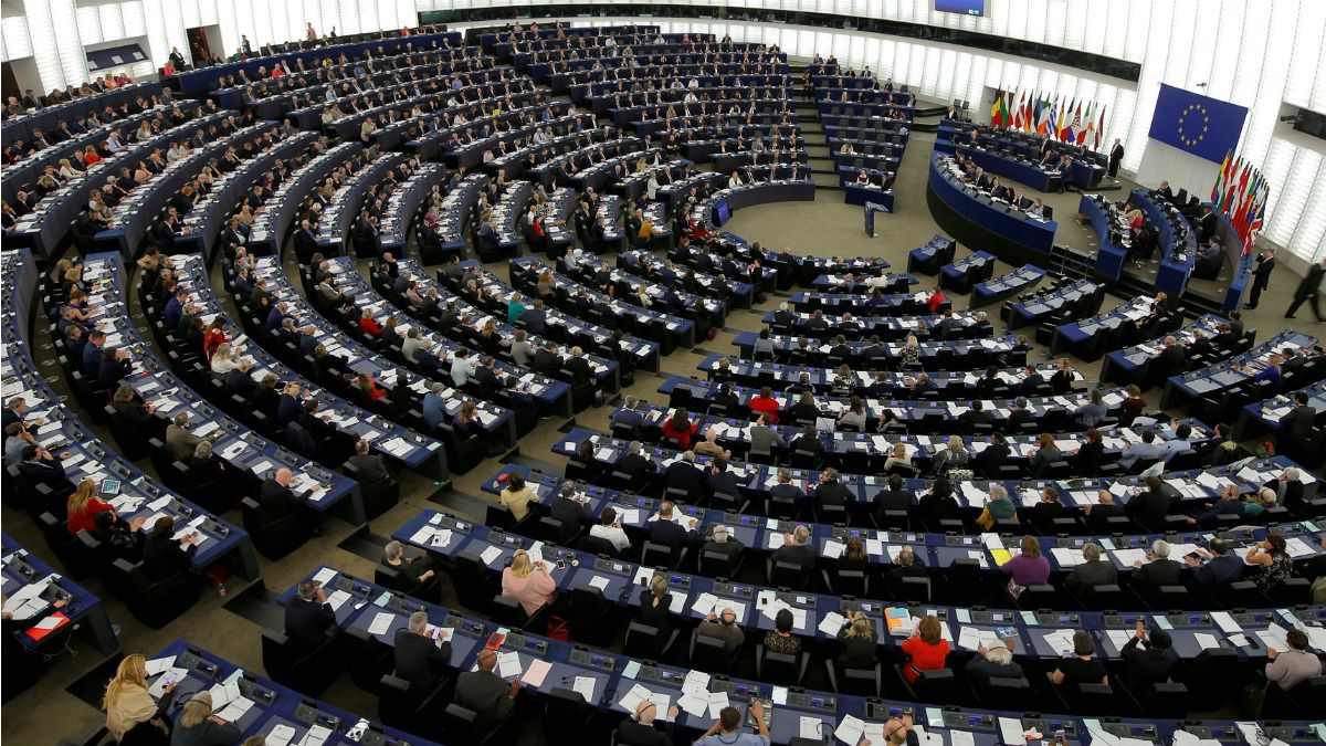 انتخابات پارلمان اروپا؛ مواضع احزاب در قبال بحران مهاجرت، سیاست خارجی و وضع تحریم‌ها