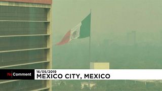 Мехико накрыл смог из-за лесных пожаров