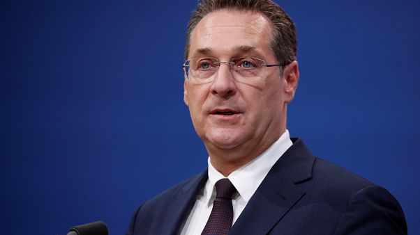 Strache und die dubiosen Angebote an "reiche Russin" Strache und die dubiosen Angebote an "reiche Russin"