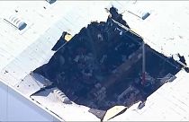 Raktárra zuhant egy F16-os Dél-Kaliforniában