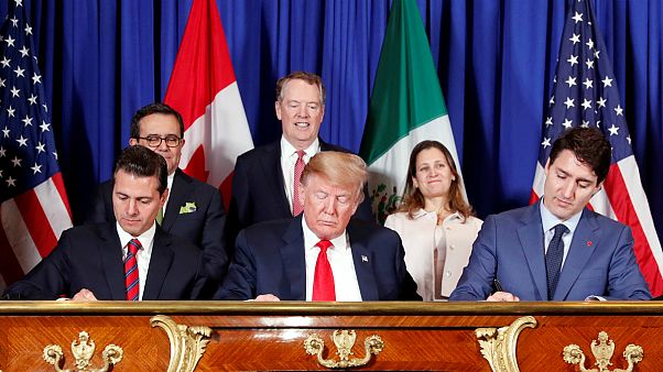 Peña Nieto, Trump e Trudeau em novembro, ratificando o novo NAFTA Peña Nieto, Trump e Trudeau em novembro, ratificando o novo NAFTA