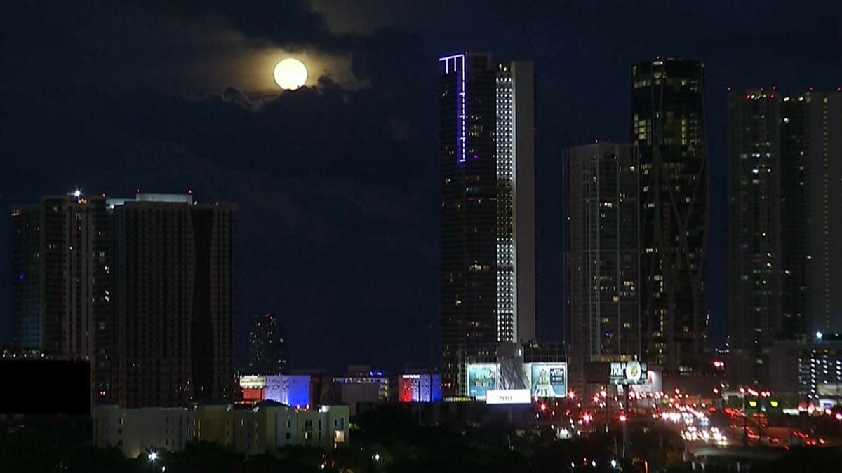ویدئو؛ پدیده ماه آبی در آسمان نقاط مختلف دنیا