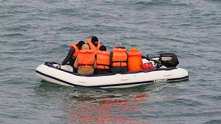 نجات قایق ۹ پناهجوی سرگردان در کانال مانش