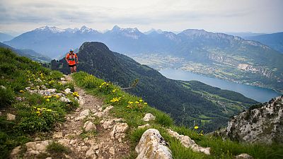 Venha correr pelos Alpes à volta do Lago de Annecy