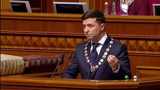 Präsident Wolodymyr Selenskyj vereidigt
