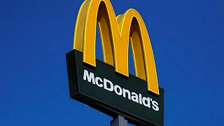 ماكدونالدز يمنع بيع اللبن المخفوق والمثلجات بإدنبرة بسبب زيارة "عراب البريكست" 