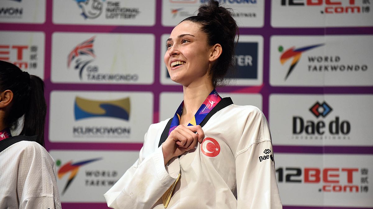 Dünya Tekvando Şampiyonası'nda milli sporcu İrem Yaman altın madalya kazandı
