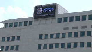 Ford увольняет сотрудников