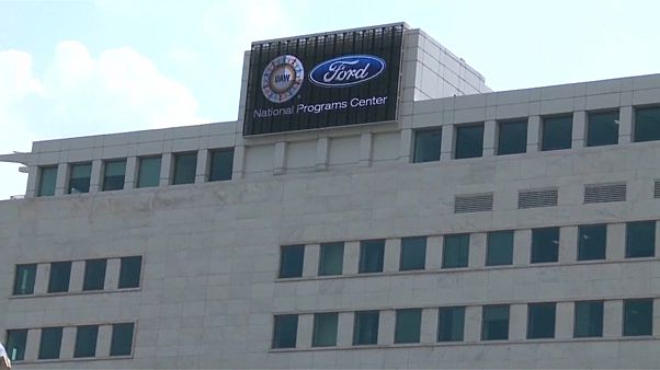 Ford увольняет сотрудников Ford увольняет сотрудников