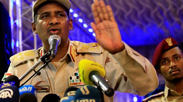 تجمع المهنيين السودانيين يدعو إلى إضراب بعد فشل المفاوضات مع المجلس العسكري تجمع المهنيين السودانيين يدعو إلى إضراب بعد فشل المفاوضات مع المجلس العسكري