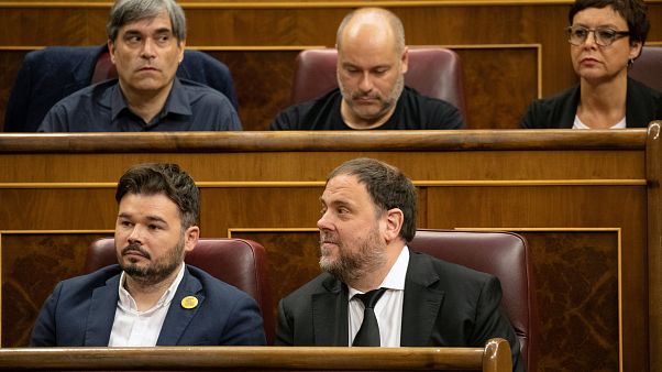 Si apre in Spagna la XIII legislatura: tra i deputati detenuti catalani e i neofranchisti di Vox Si apre in Spagna la XIII legislatura: tra i deputati detenuti catalani e i neofranchisti di Vox