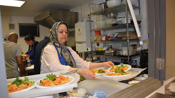 HRW raporu: İngiliz hükümeti ülkede giderek artan gıda güvensizliğinden sorumlu HRW raporu: İngiliz hükümeti ülkede giderek artan gıda güvensizliğinden sorumlu