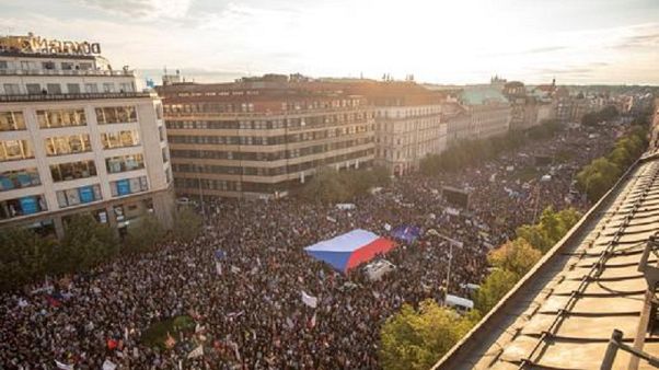 Protesta masiva contra la corrupción en el Gobierno checo Protesta masiva contra la corrupción en el Gobierno checo