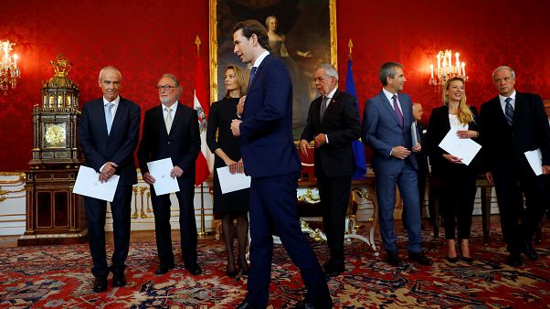 Austria: governo di minoranza per evitare la crisi delle istituzioni Austria: governo di minoranza per evitare la crisi delle istituzioni