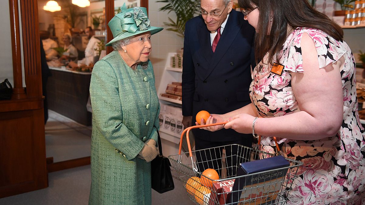 Watch: Security conscious Queen Elizabeth asks if automatic checkouts can be 'diddled' 