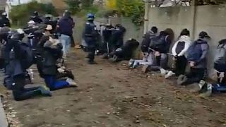 خشونت پلیس فرانسه علیه دانش‌آموزان: «به ما می‌گفتند 'هوی عرب'، 'هوی سیاه'»