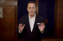 Strache feljelentést tett