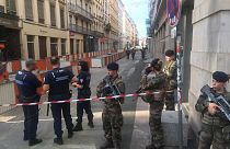Un colis piégé explose dans une rue piétonne de Lyon, au moins 13 blessés