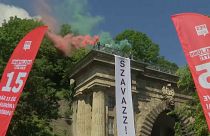  Wahlkampf-Finale in Österreich/Ungarn: "Szavazz!" - "Geht wählen"
