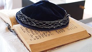 زيادة معاداة السامية في ألمانيا تدفع لتحذير اليهود من ارتداء "الكيباه"
